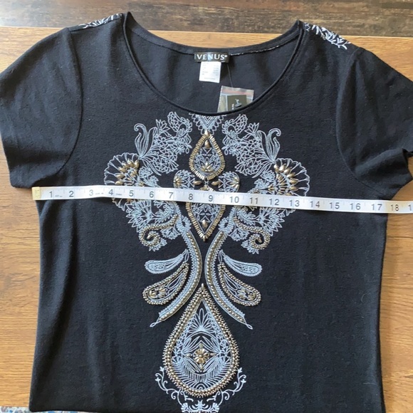 Venus dress - Picture 14 of 15